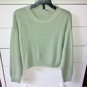 ☘️ H&M DIVIDED WOMENS SIZE SMALL MINT GREEN CROPPED CREWNECK SWEATER